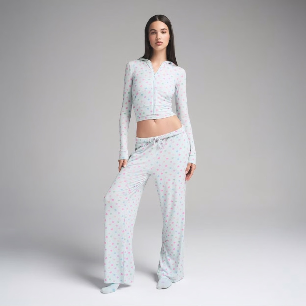 Skims Candy Hearts Valentines Lounge Set